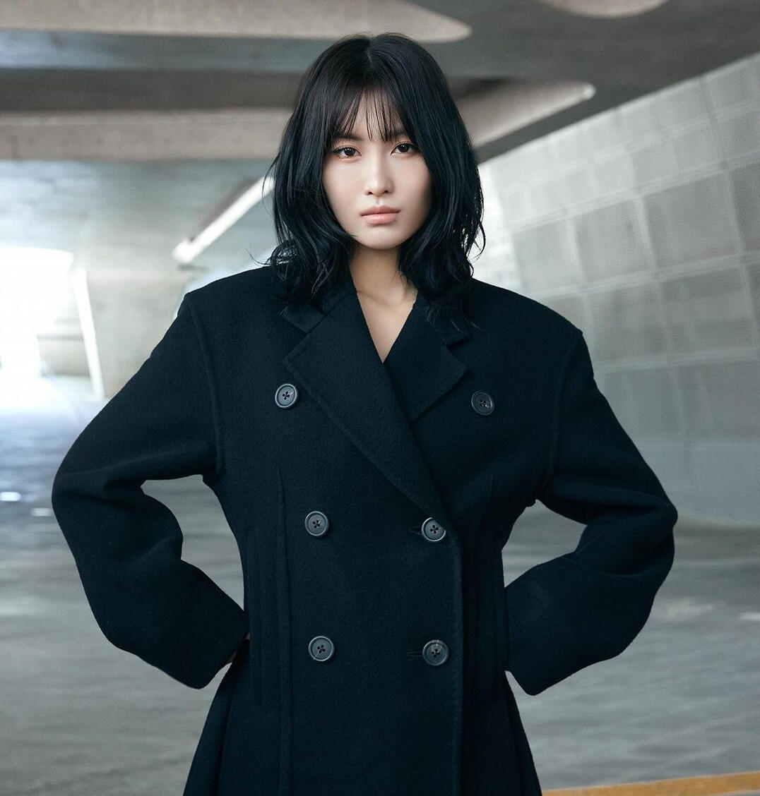 HIRAI MOMO